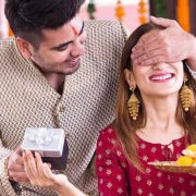 10 best return rakhi rakhi gifts for older sisters!
