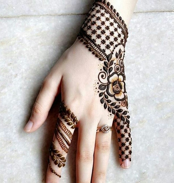 5 Minimalist Mehndi Designs You Should Try This Eid