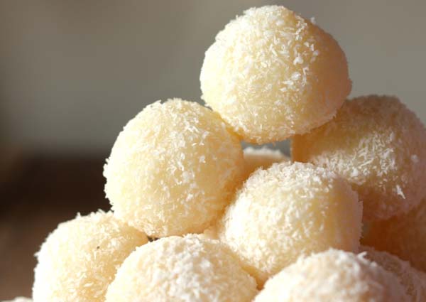 Coconut Laddoo