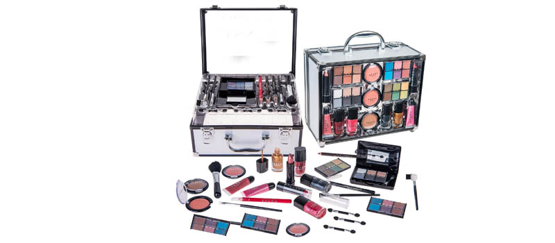 Cosmetic makeup kit