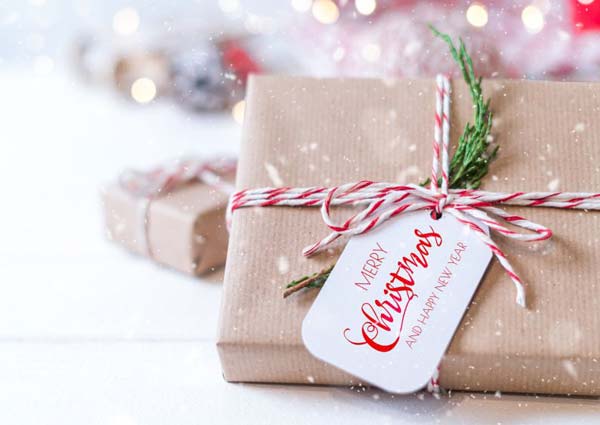 Handmade Tags Make Presents Look Pretty