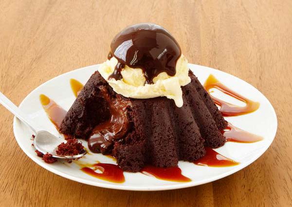 Molten Chocolate Cake