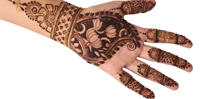 Flower Karwa Chauth Mehendi