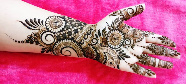 Ornamental Modern Mehendi